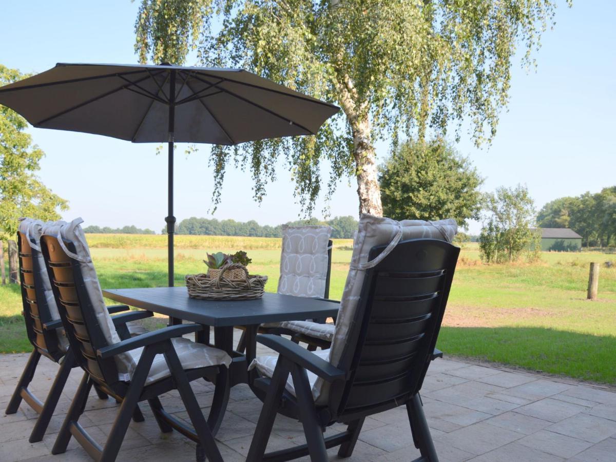 Authentic Holiday Home With View Geesteren  Buitenkant foto
